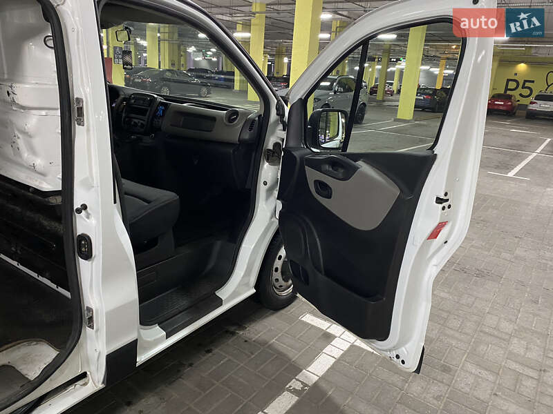 Грузовой фургон Renault Trafic 2017 в Киеве фото 10 Грузовой фургон Renault Trafic 2017 в Киеве