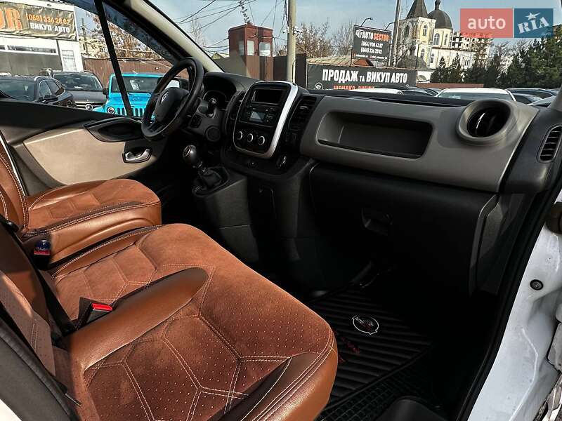 Грузопассажирский фургон Renault Trafic 2019 в Харькове