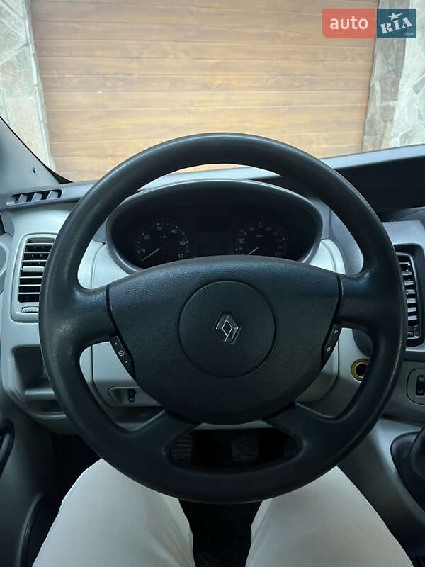 Минивэн Renault Trafic 2010 в Ворохте