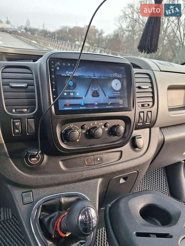 Минивэн Renault Trafic 2015 в Харькове