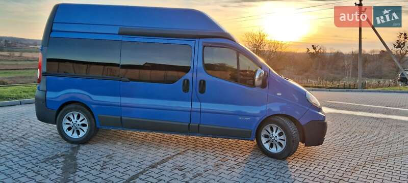 Грузовой фургон Renault Trafic 2007 в Шумске фото 12 Грузовой фургон Renault Trafic 2007 в Шумске