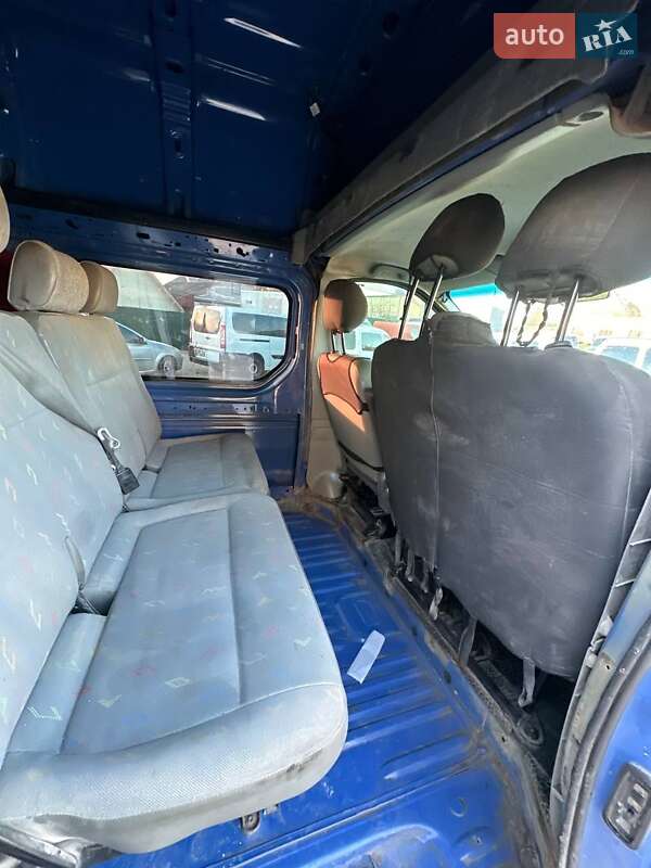 Грузовой фургон Renault Trafic 2007 в Шумске фото 23 Грузовой фургон Renault Trafic 2007 в Шумске