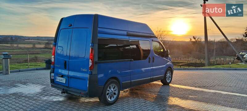 Грузовой фургон Renault Trafic 2007 в Шумске фото 26 Грузовой фургон Renault Trafic 2007 в Шумске