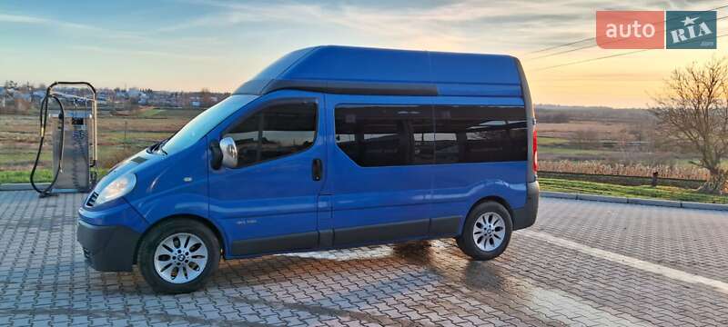 Грузовой фургон Renault Trafic 2007 в Шумске фото 37 Грузовой фургон Renault Trafic 2007 в Шумске