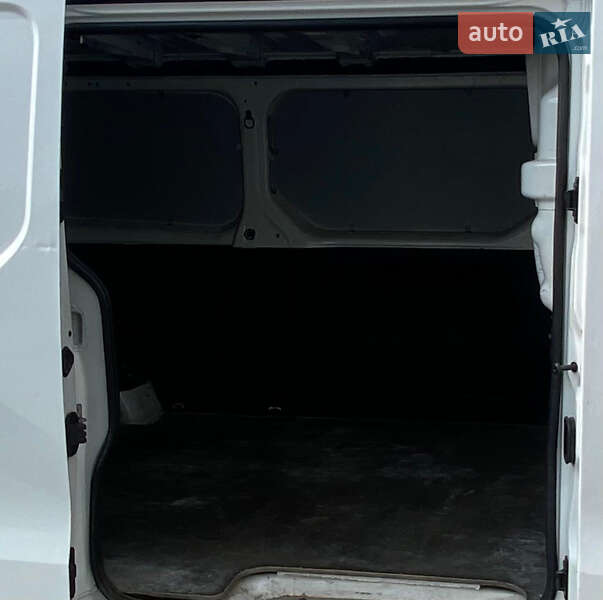 Вантажний фургон Renault Trafic 2018 в Рівному