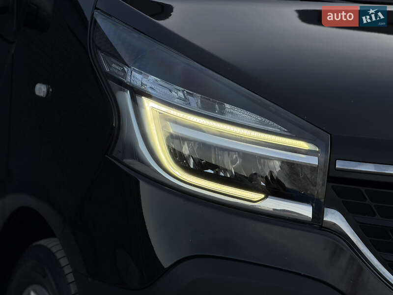 Минивэн Renault Trafic 2021 в Дубно