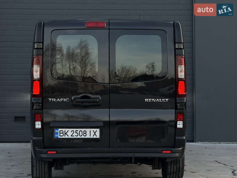 Минивэн Renault Trafic 2021 в Дубно
