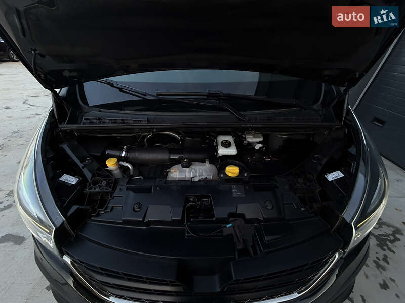 Минивэн Renault Trafic 2021 в Дубно