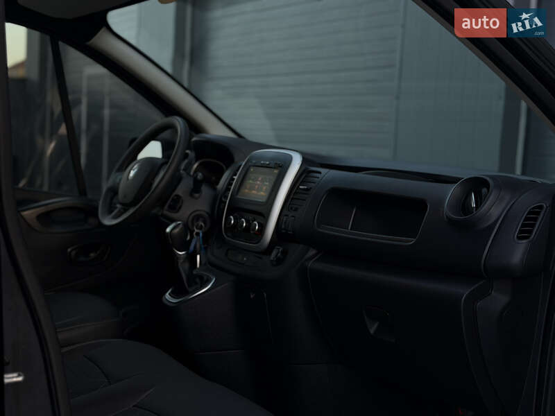 Минивэн Renault Trafic 2021 в Дубно