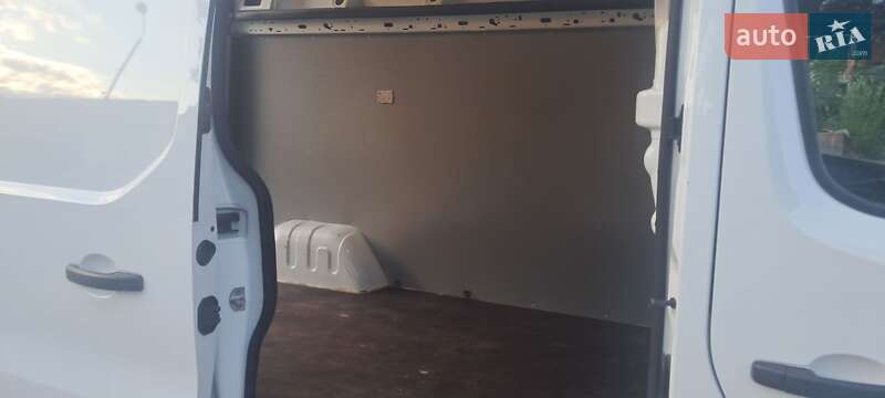 Грузовой фургон Renault Trafic 2021 в Бердичеве фото 43 Грузовой фургон Renault Trafic 2021 в Бердичеве