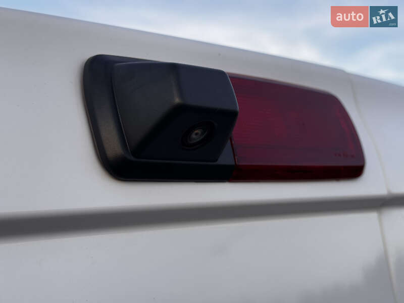 Грузовой фургон Renault Trafic 2016 в Радивилове