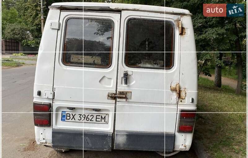 Грузовой фургон Renault Trafic 1996 в Каменец-Подольском фото 2 Грузовой фургон Renault Trafic 1996 в Каменец-Подольском