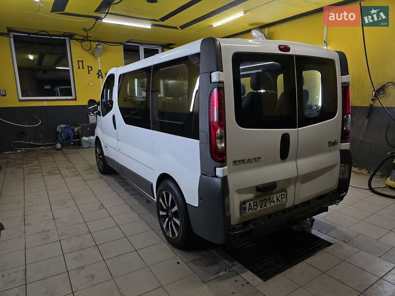 Минивэн Renault Trafic 2008 в Кривом Роге фото 3 Минивэн Renault Trafic 2008 в Кривом Роге