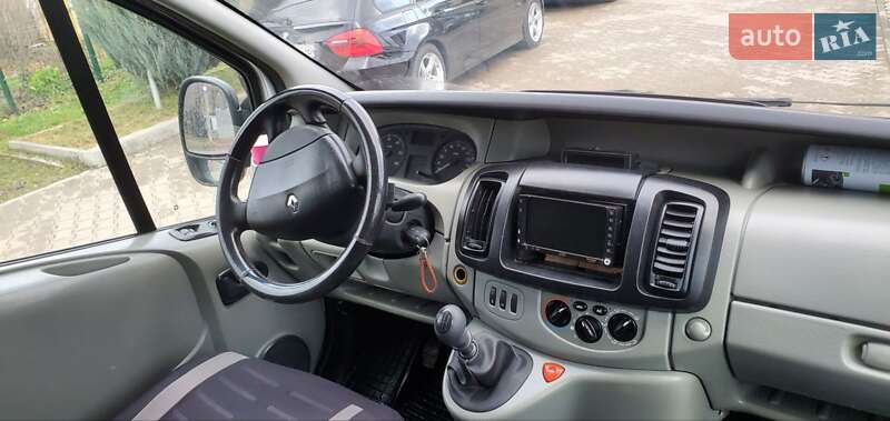 Минивэн Renault Trafic 2008 в Виннице