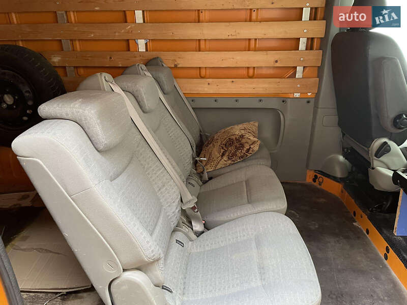 Грузовой фургон Renault Trafic 2010 в Чорткове