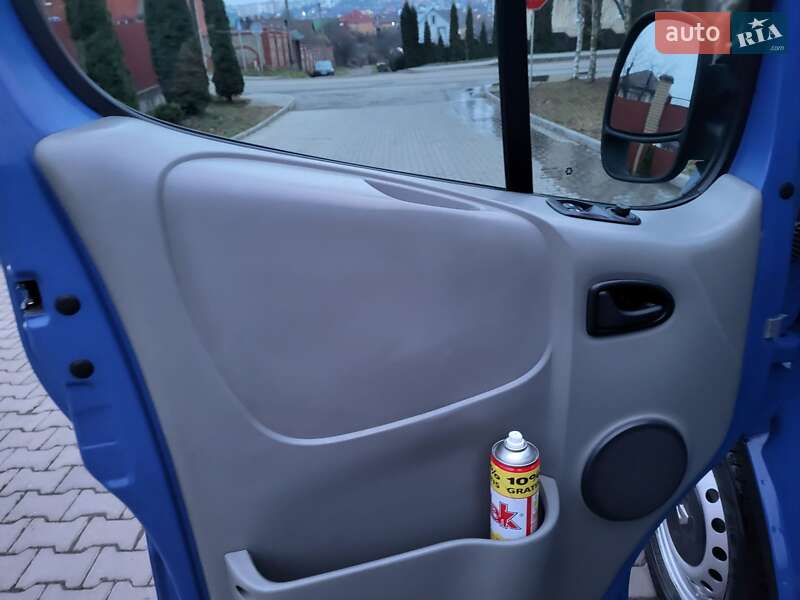 Минивэн Renault Trafic 2007 в Хмельницком