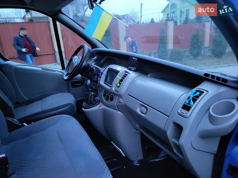 Минивэн Renault Trafic 2007 в Хмельницком