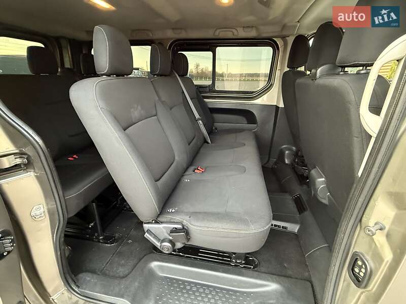 Минивэн Renault Trafic 2015 в Киеве