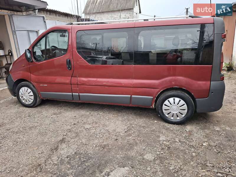Мінівен Renault Trafic 2006 в Києві