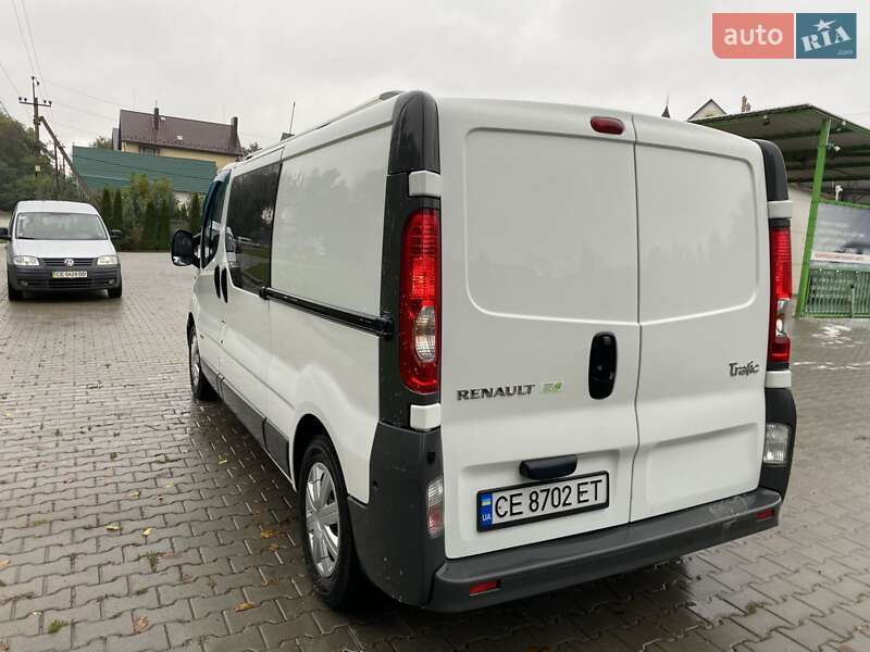 Грузопассажирский фургон Renault Trafic 2014 в Черновцах