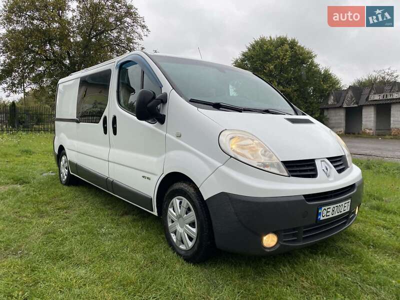 Грузопассажирский фургон Renault Trafic 2014 в Черновцах