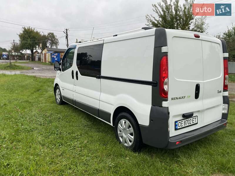 Грузопассажирский фургон Renault Trafic 2014 в Черновцах