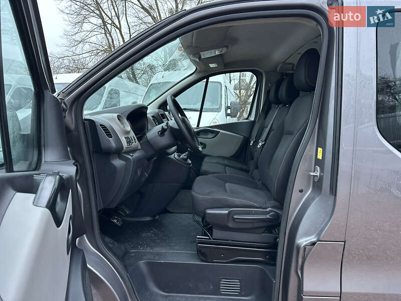 Минивэн Renault Trafic 2018 в Ровно