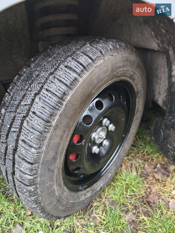 Минивэн Renault Trafic 2007 в Сумах фото 16 Минивэн Renault Trafic 2007 в Сумах