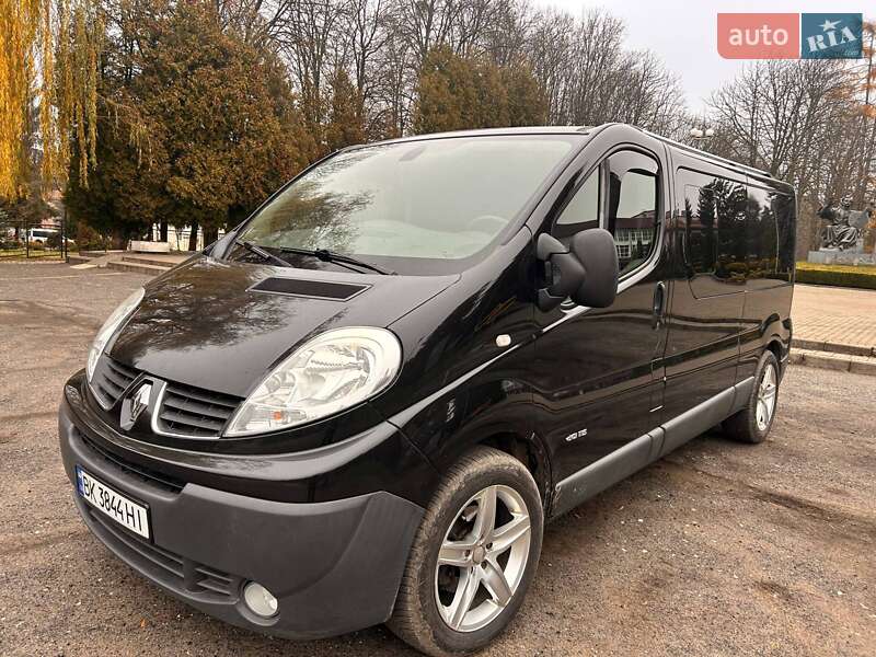 Минивэн Renault Trafic 2012 в Бурштыне фото 13 Минивэн Renault Trafic 2012 в Бурштыне