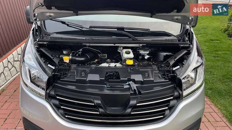 Мінівен Renault Trafic 2018 в Києві