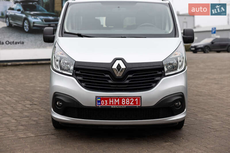 Минивэн Renault Trafic 2017 в Луцке