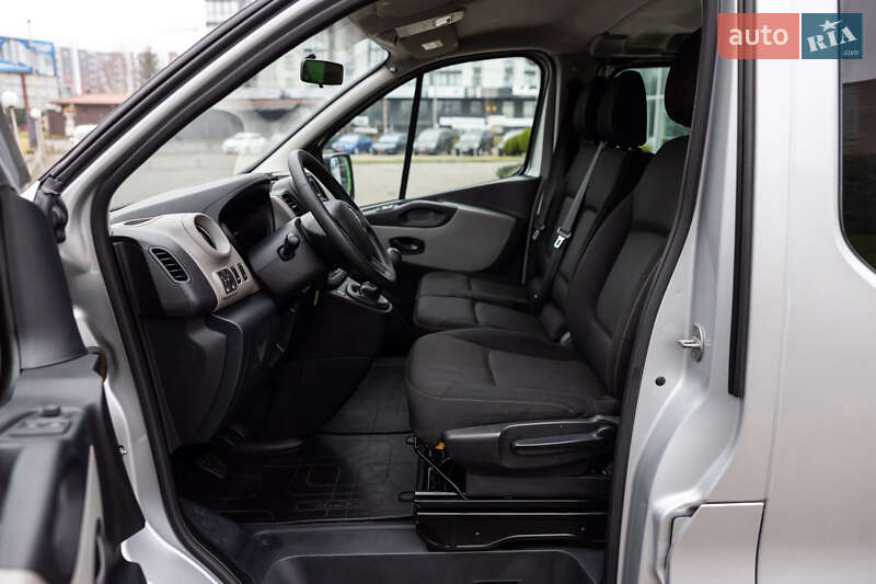 Минивэн Renault Trafic 2017 в Луцке