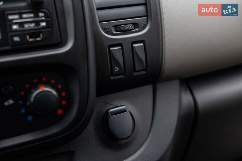 Минивэн Renault Trafic 2017 в Луцке