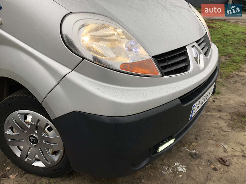 Мінівен Renault Trafic 2007 в Кам'янці