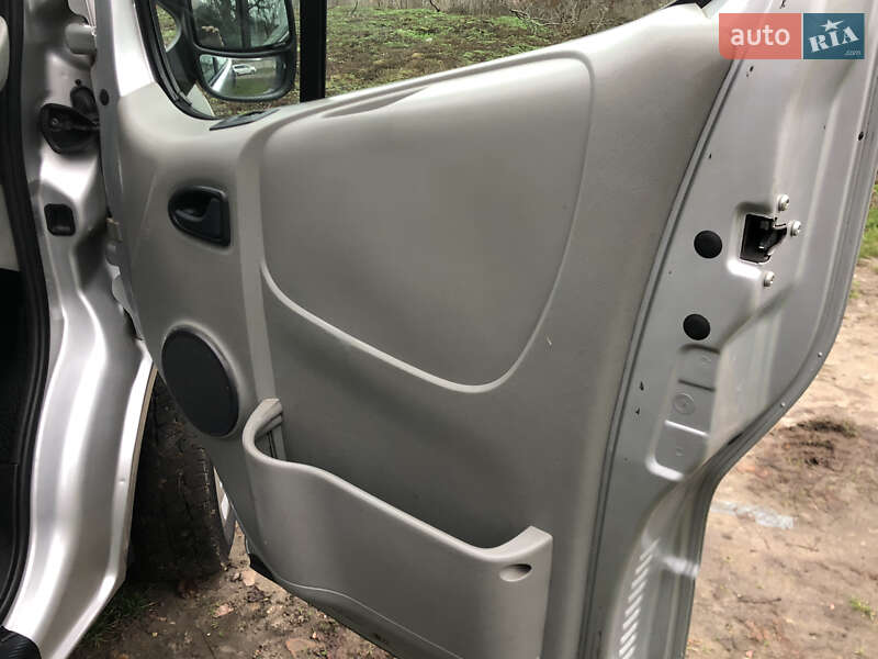 Мінівен Renault Trafic 2007 в Кам'янці