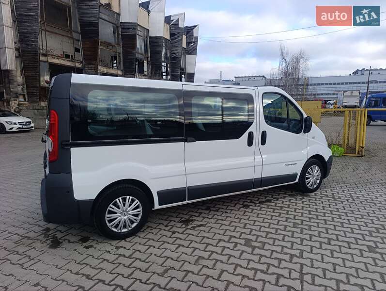 Минивэн Renault Trafic 2010 в Черновцах