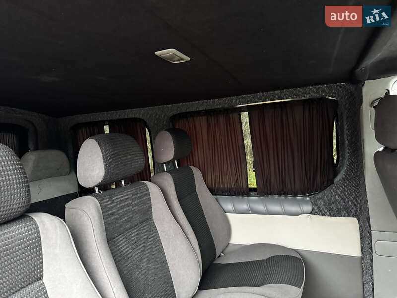 Минивэн Renault Trafic 2004 в Виннице