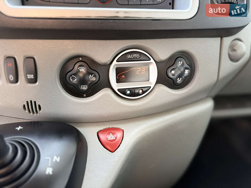 Минивэн Renault Trafic 2014 в Ровно фото 24 Минивэн Renault Trafic 2014 в Ровно