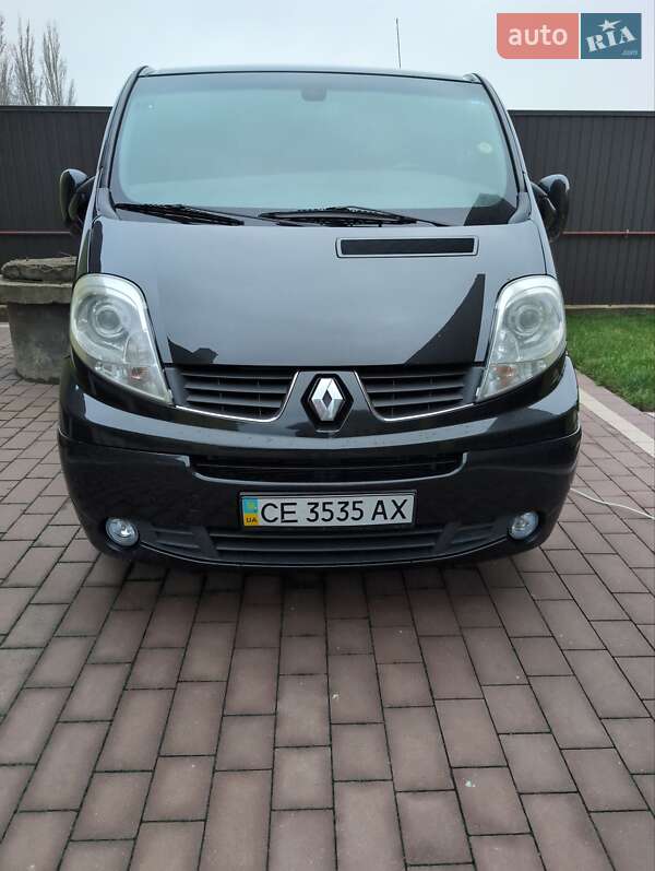 Минивэн Renault Trafic 2007 в Кицмани фото 4 Минивэн Renault Trafic 2007 в Кицмани