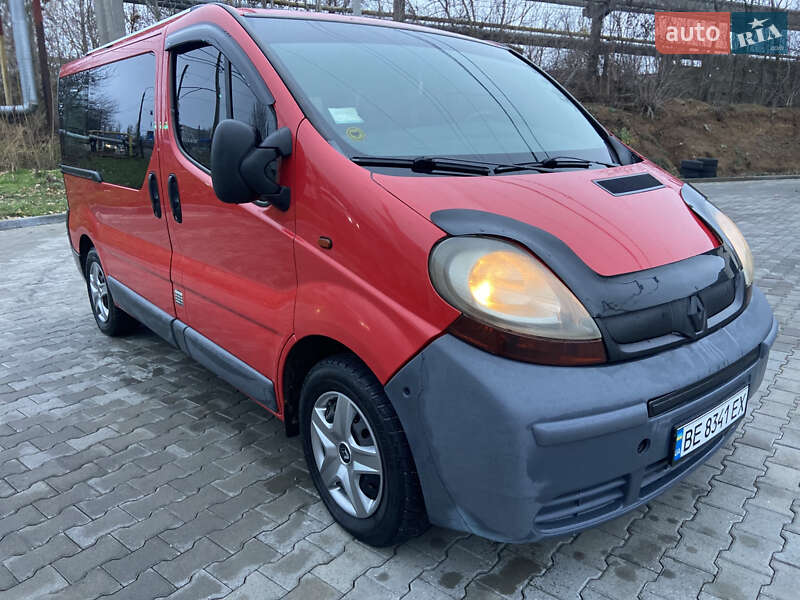 Минивэн Renault Trafic 2004 в Николаеве фото 3 Минивэн Renault Trafic 2004 в Николаеве