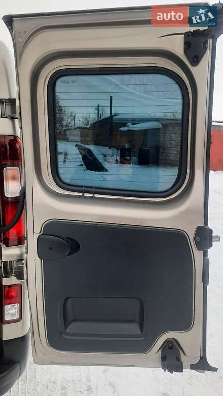 Минивэн Renault Trafic 2019 в Калуше