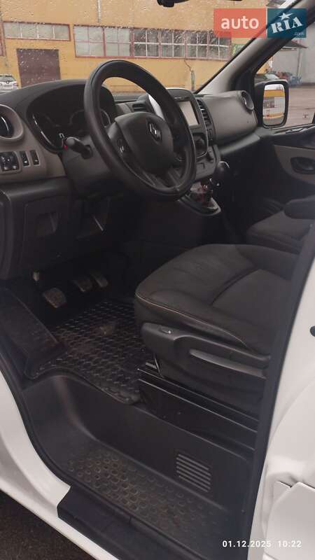 Микроавтобус грузовой (до 3,5т) Renault Trafic 2015 в Житомире