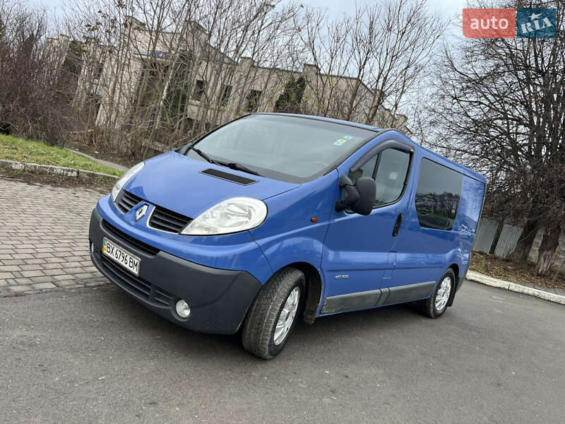 Минивэн Renault Trafic 2006 в Каменец-Подольском фото 2 Минивэн Renault Trafic 2006 в Каменец-Подольском