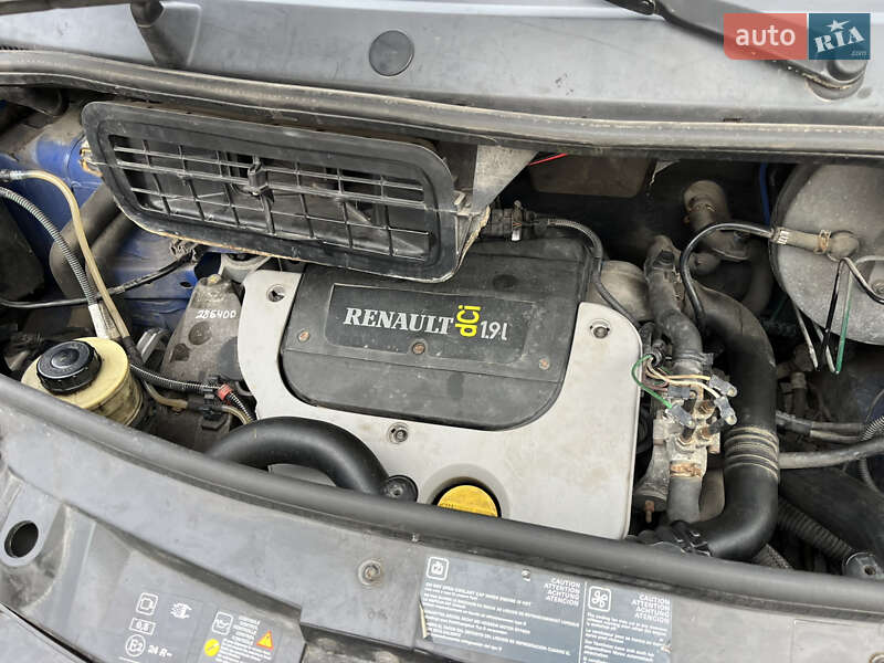 Минивэн Renault Trafic 2006 в Каменец-Подольском фото 26 Минивэн Renault Trafic 2006 в Каменец-Подольском