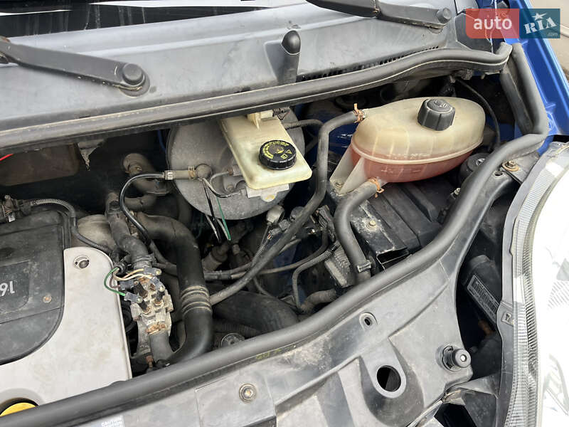 Минивэн Renault Trafic 2006 в Каменец-Подольском фото 27 Минивэн Renault Trafic 2006 в Каменец-Подольском