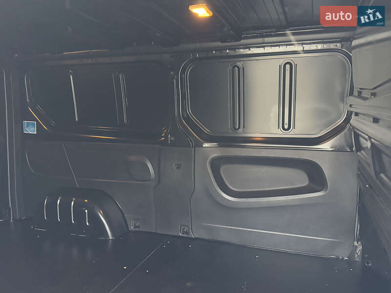 Грузовой фургон Renault Trafic 2021 в Киеве фото 89 Грузовой фургон Renault Trafic 2021 в Киеве
