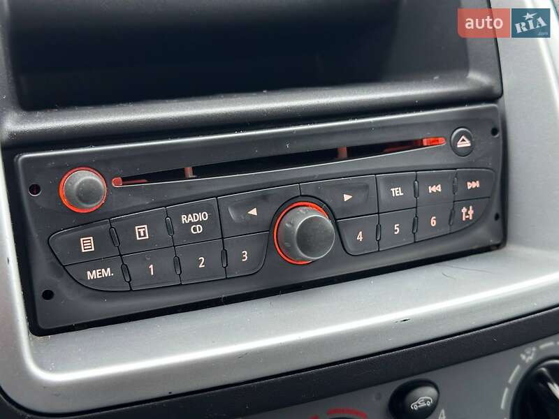 Минивэн Renault Trafic 2011 в Киеве