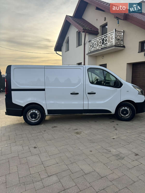 Грузовой фургон Renault Trafic 2018 в Стрые