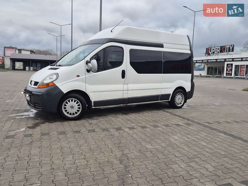 Минивэн Renault Trafic 2006 в Сокале