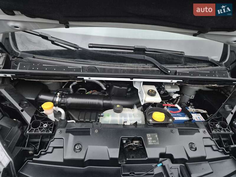 Мінівен Renault Trafic 2021 в Дубні